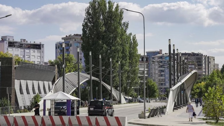 Serbia kushtëzoi hapjen e Urës së Ibrit me zgjerim të territorit të Mitrovicës së Veriut