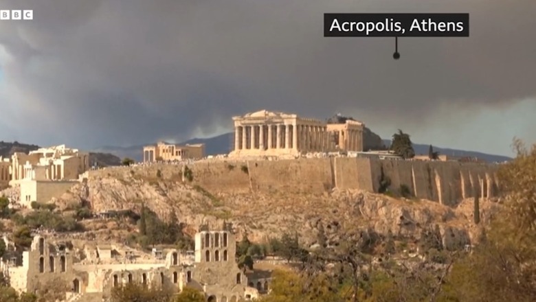 VIDEOLAJM/ Zjarri përhapet drejt Athinës, mijëra banorë evakuohen nga banesat