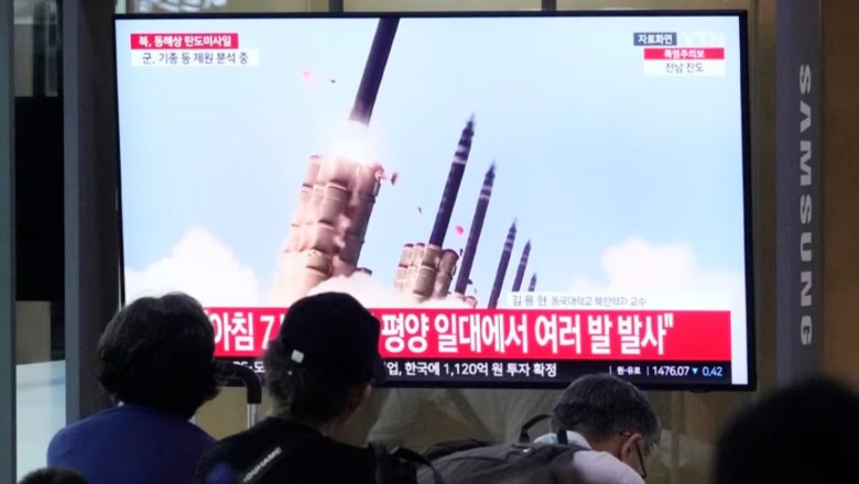 Koreja e Veriut teston raketa balistike