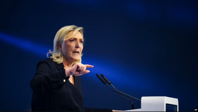 Kthesë e papritur, Le Pen i kundërvihet Trumpit