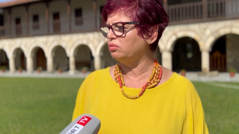 Personazh/ Nga kimio te rënia e flokëve,  Mimoza Groballi rrëfen me emocion betejën me kancerin e gjirit: Tani jeta ka tjetër vlerë