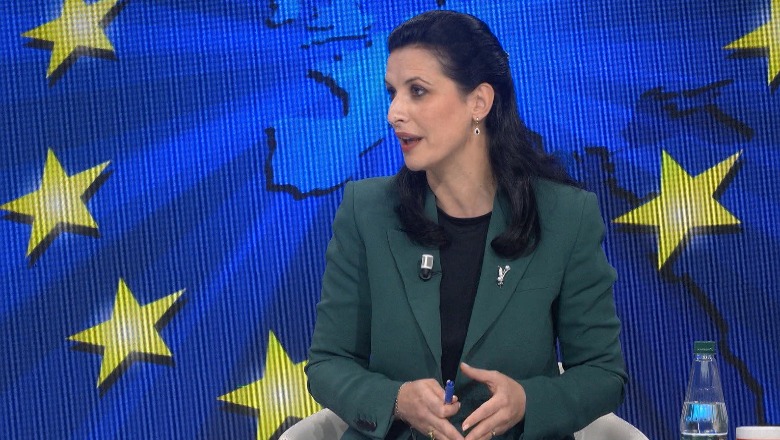 Rrugëtimi drejt BE, deputetja Gjonaj në Report Tv: Brenda dhjetorit hapim negociatat për kapitujt e politikës së jashtme! PD në krizë, ne vijojmë punën