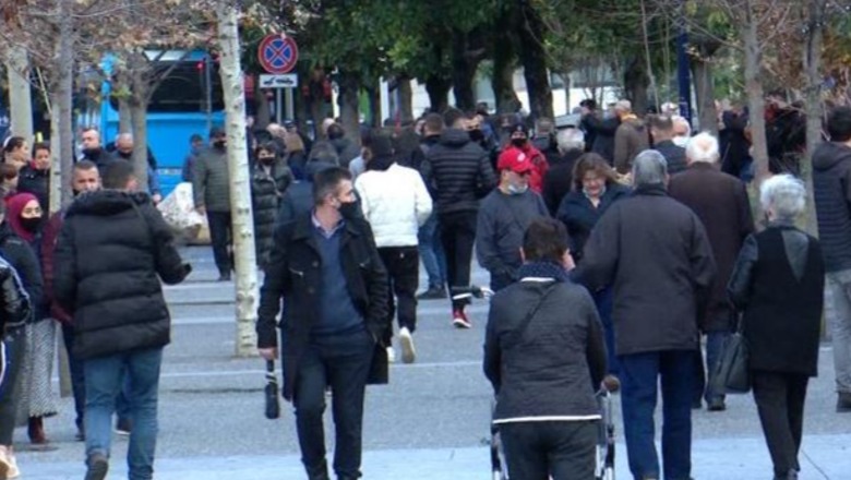 Eduard Zaloshnja: 48.1% e shtetasve shqiptarë nuk banojnë në Shqipëri