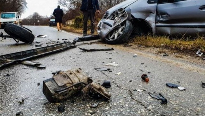 Gjirokastër/ Lazaratasi i dehur përplas makinën e policit jashtë shërbimit, arrestohet 34-vjeçari pas aksidentit