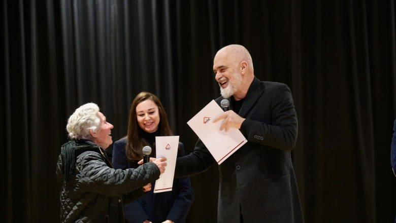 Himarë, hipotekohen shtëpitë e trashëguara, Rama garanton: Do japim dhe AMTP-të! Parkim nëntokësor tek Fusha e Sportit, ndërhyjmë në Borsh