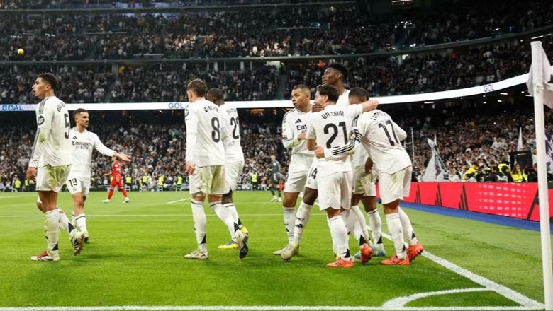 GOLAT/ Shkëlqen Mbappe, Real Madrid fiton 4-2 kundër Sevillas dhe lë Barçën në vendin e tretë