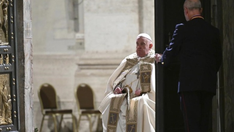 Papa Françesku hap Portën e Shenjtë të Bazilikës së Shën Pjetrit, fillon viti Jubile! Kreu i Kishës Katolike: Krishtlindjet, porta e shpresës është hapur për botën