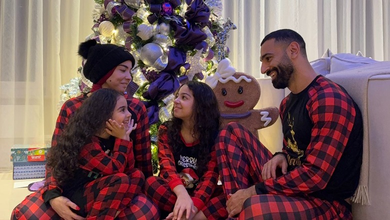 Mohamed Salah foto me familjen për Krishtlindje, 'masakrohet' në komente