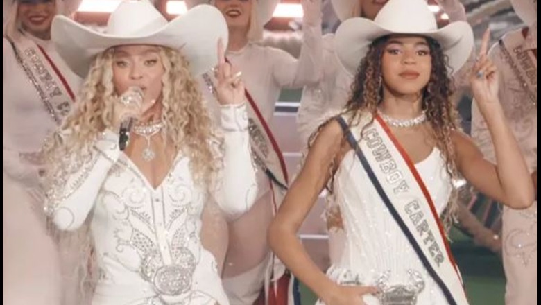 Krishtlindje ’cowboy’! Beyoncé performon bashkë me vajzën e saj Blue Ivy