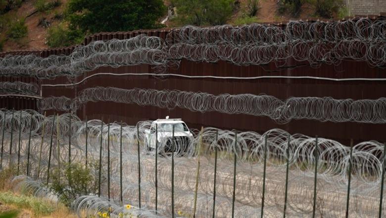 Pentagoni do të dërgojë 1.500 trupa aktive në kufirin me Meksikën, thonë zyrtarët  