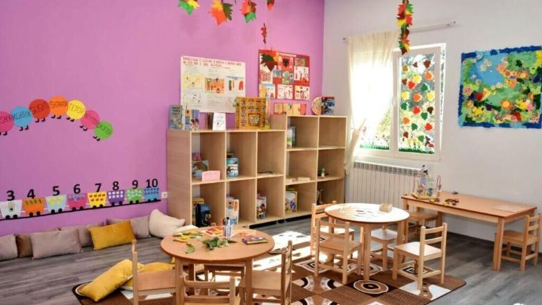 Tiranë, edukatorja 46-vjeçare shpallet në kërkim, akuzohet se dhunoi një të mitur në kopsht privat tek ‘Astiri’