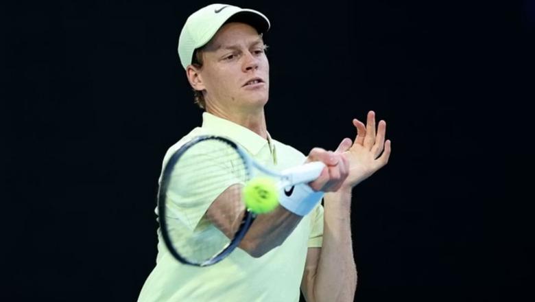 Australian Open/ Jannik Sinner s'ka të ndalur, numri një i botës mposht Shelton dhe gjen Zverev në finale (VIDEO)