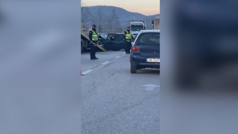 Makinat përplasen me njëra-tjetrën në Levan- Tepelenë, 2 të plagosur