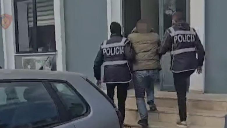 Gjirokastër/ Pjesë e organizatës që trafikoi 8,4 tonë drogë drejt vendeve të BE-së, arrestohet i dënuari me rreth 7 vite burg! U dënua më 2020-ën (VIDEO)