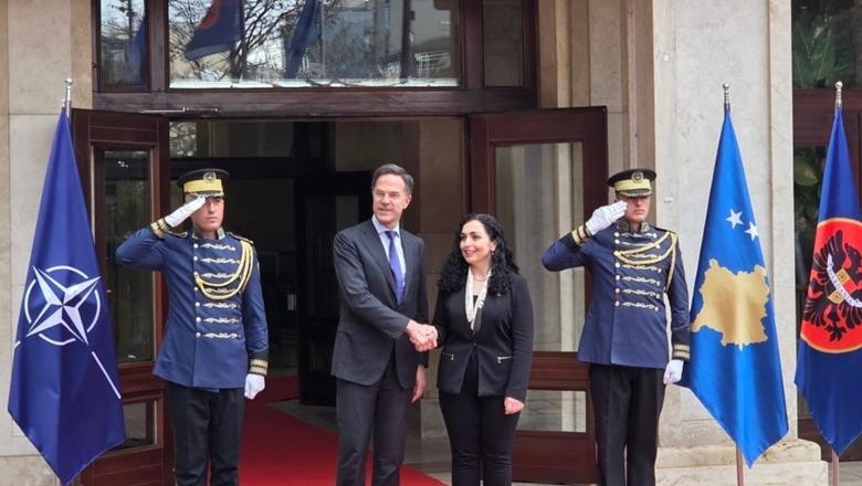 Mark Rutte vizitë në Kosovë, takohet me Osmanin e Kurtin: Fleksibilitet dhe kompromise për përparim në dialogun me Serbinë! Presidentja: Kosova duhet të ketë vendin e saj në NATO