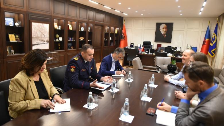 Proda takim me zv.ambasadoren e Britanisë së Madhe: Rrisim bashkëpunim në funksion të modernizimit të Policisë së Shtetit