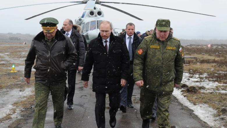 Tentativë për atentat ajror/ Moska: Dronët ukrainas synuan të godasin helikopterin e Putinit në Kursk