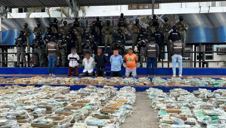 Kapen tre tonë kokainë në Ekuador, autoritetet vendase: I përkiste mafias shqiptare! Pesë në pranga