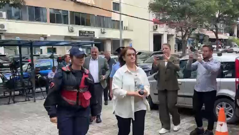 GJKKO e liroi nga qelia, ish-gjyqtarja Pajtime Fetahu merret në pyetje nga SPAK (VIDEO)