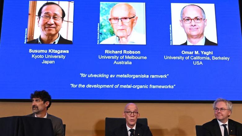 Ndahet çmimi Nobel në Kimi 2025/ Iu jepet 3 shkencëtarëve në Japoni, Australi dhe SHBA
