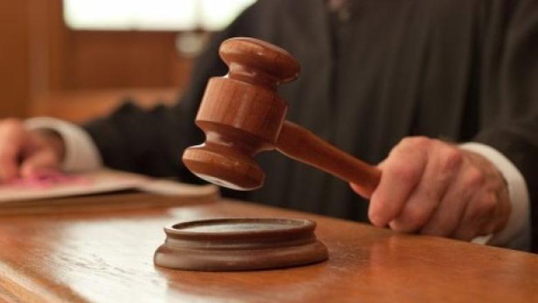 Ylli Manjani: Thirrini mor arsyes, se na bëtë njerëz me bisht