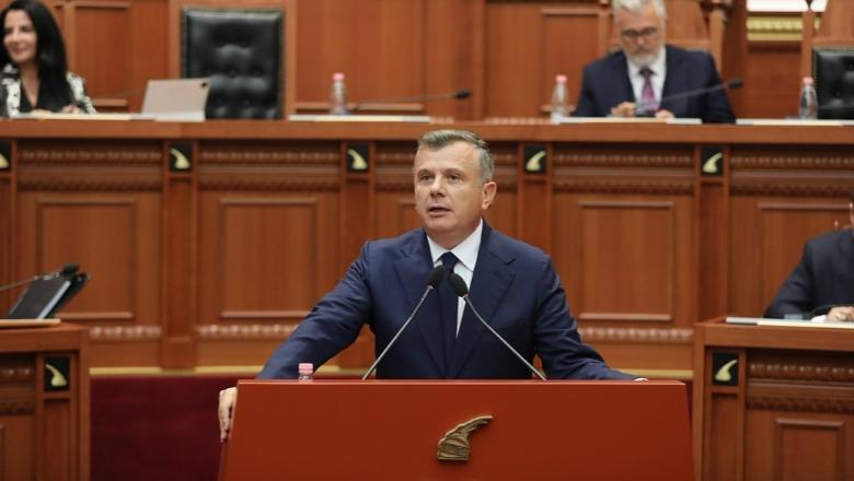 Konferenca e Kryetarëve/ Balla-opozitës: Respektoni rregulloren! Se si e përdor fjalën Kryeministri, është e drejta e tij