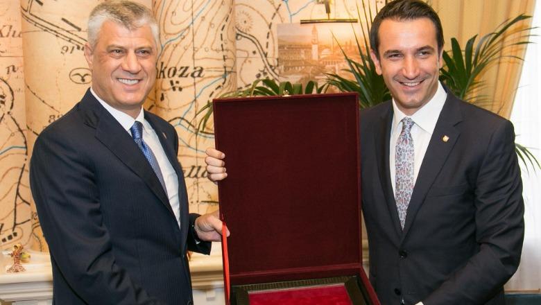  Protesta për UÇK në Tiranë, Veliaj: Për mikun tim Thaçi dhe bashkëpunëtorët e tjerë, me mendje dhe zemër jam me ju