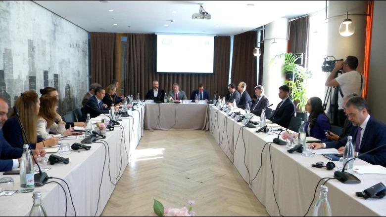 PS e PD përplasen për Reformën Zgjedhore, Komisioni i Venecias: Mos ndryshoni ligjet për çdo zgjedhje