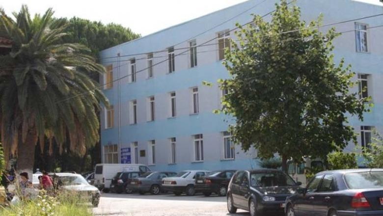 Ndërtim pa leje brenda spitalit të Lushnjës, prokuroria mbyll hetimet dhe dërgon për gjykim ish-drejtorin dhe 4 persona të tjerë