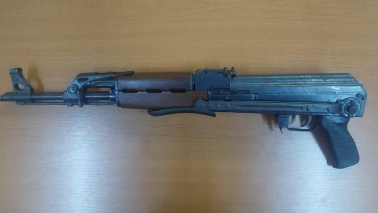 Eduard Zaloshnja: Në 71.6 përqind të lagjeve/fshatrave nuk kanë shqetësime prej armëmbajtjes pa leje