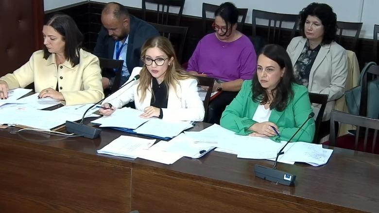 Nga 1 janari ndryshon sërish sigurimi i makinës, kush ka bërë aksidente paguan më shumë! AMF: Brenda vitit pr.ligji për kriptomonedhat