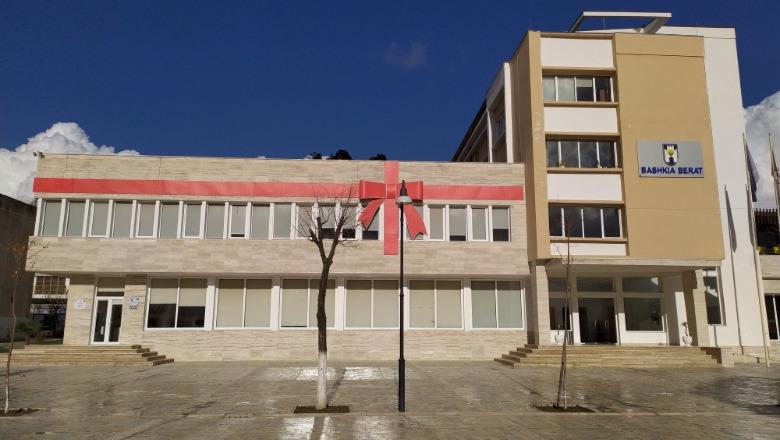 Namir Lapardhaja: ‘Përballja’ me një Kandidat Qesharak (Rrëfenjë nga qyteti B.)