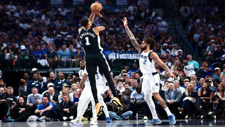 NBA/ Spurs, Bucks dhe Bulls debutojnë me fitore, Wembanyama thyen rekordin 48-vjeçar! Humbasin Heat dhe Celtics