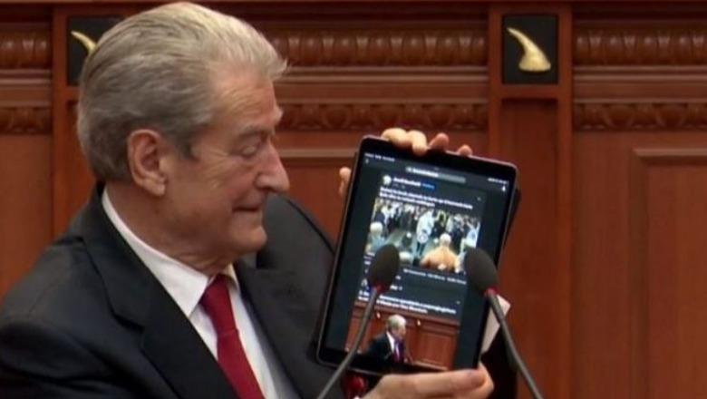 Artur Ajazi: Qytetari dixhital