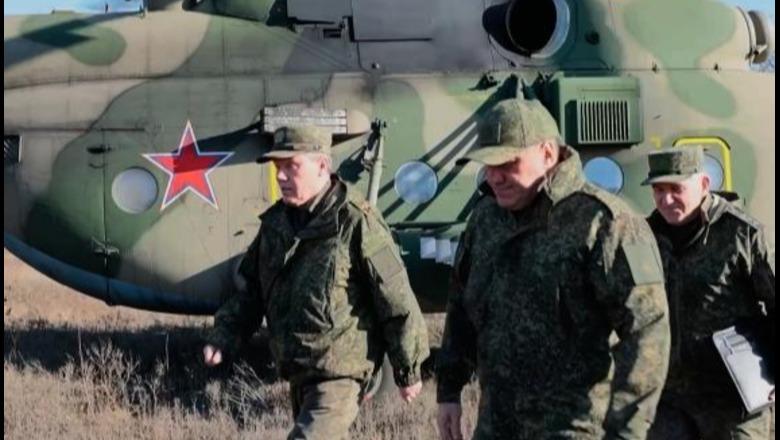 Lufta në Ukrainë/ Rusia përpiqet të sulmojë në Pokrovsk, Putin: Ata janë të rrethuar! Zelensky e mohon: Por rusët na tejkalojnë tetë herë në numër