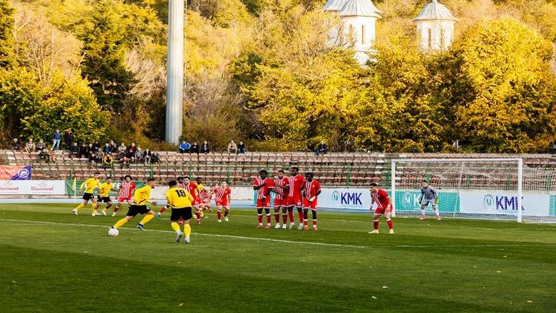 Kategoria e Parë/ Skënderbeu pëson humbjen e parë sezonale, korçarët sherr me njëri-tjetrin! Besa 'e bën sefte', ndalet Laçi