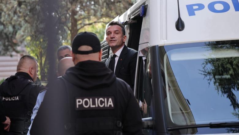 Kronologjia e ngjarjeve/ Shkarkimi i Veliajt, nga njoftimi i Ramës, te çështja në Kushtetuese