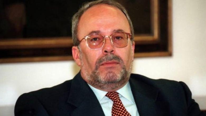 13 vite më parë, intelektualët më në zë të vendit i propozuan partive Fatos Nanos si President