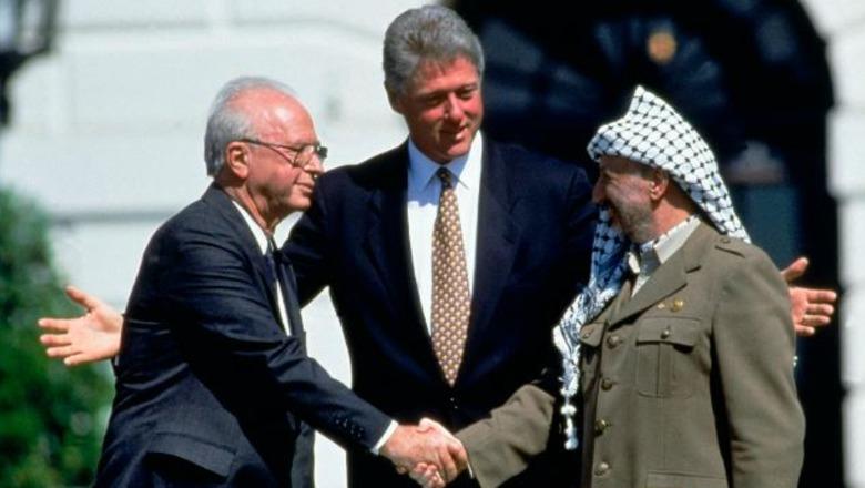 Djali i ish-Kryeministrit izraelit: Netanyahut i intereson vetëm mbijetesa e tij politike