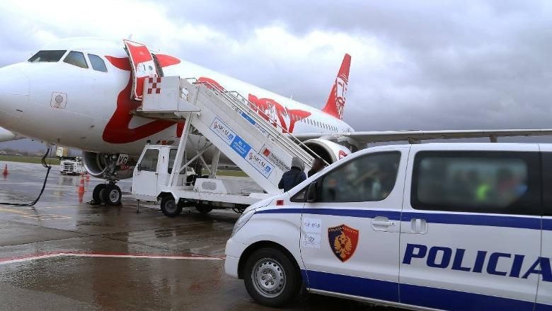 Mashtroi një biznes shqiptar përmes e-mail-eve dhe përfitoi 33 mijë euro, 37-vjeçarja rumune ekstradohet nga Gjermania (EMRI)