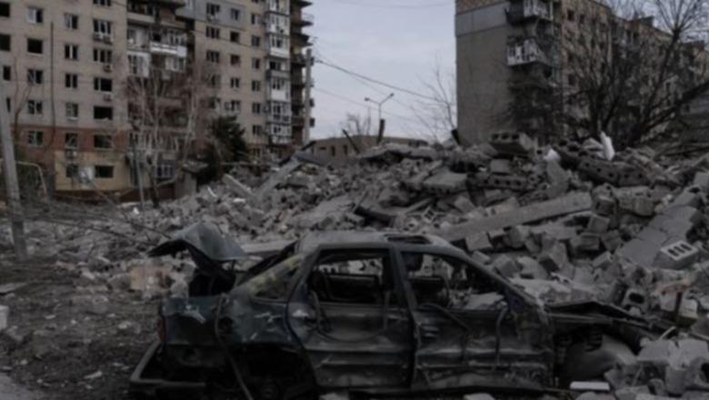 Valë e re dronësh dhe raketash, Moska avancon në Pokrovsk