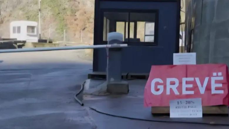 Adrian Thano: Mjerim nuk është të jesh i varfër, mjerim është të kapardisesh në luks dhe t’i thuash vetes socialist