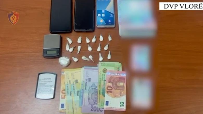 Shisnin kokakinë në doza në Himarë, dy të arrestuar