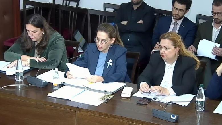 Debate në Komisionin e Ekonomisë/ Opozita: Arsimi në krizë! Kumbaro: Bursa për studentët që zgjedhin degët prioritare