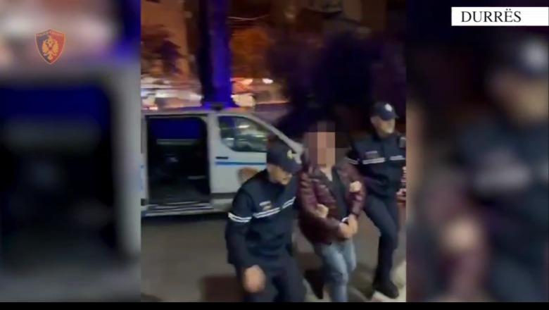 Qarkullonte me armë zjarri në brez, arrestohet shoferi në Durrës (VIDEO)