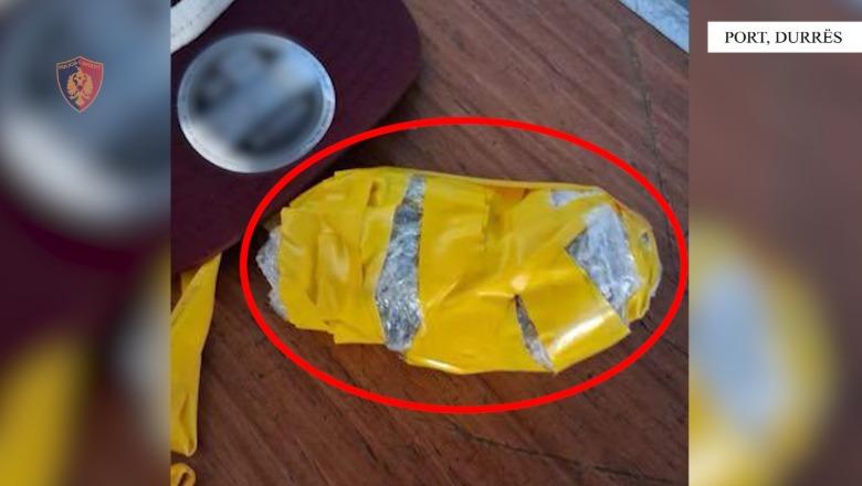 Tentoi të kalonte në Portin e Durrësit pakon me kanabis, arrestohet marinari italian