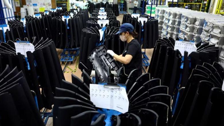 Ekonomia e Japonisë tkurret për herë të parë në gjashtë tremujorë, shkak tarifat e larta doganore të SHBA-së