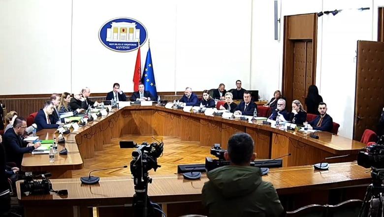  Nis punën Komisioni i ‘Zgjedhores’, PD: Në 2024, s’pati reformë! Gjiknuri: Brenda vitit 2026, të kemi gati ligjin e reformuar