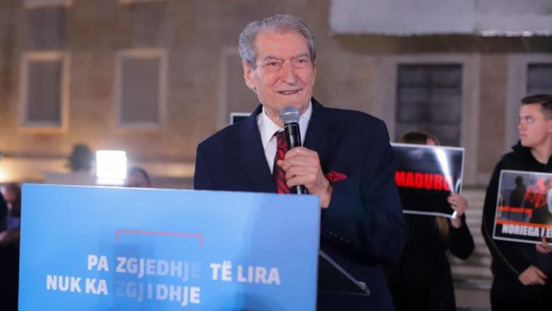 Thoma Gëllçi  Arti i humbjes së përjetshme