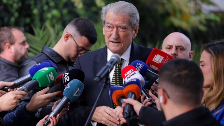 21 janari/ Berisha pyetet 2 orë në SPAK dhe mbron krimin shtetëror: Kur ka dhunë, ka edhe vrasje